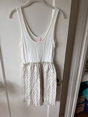 Eight Sixty cream and gold pattern dress